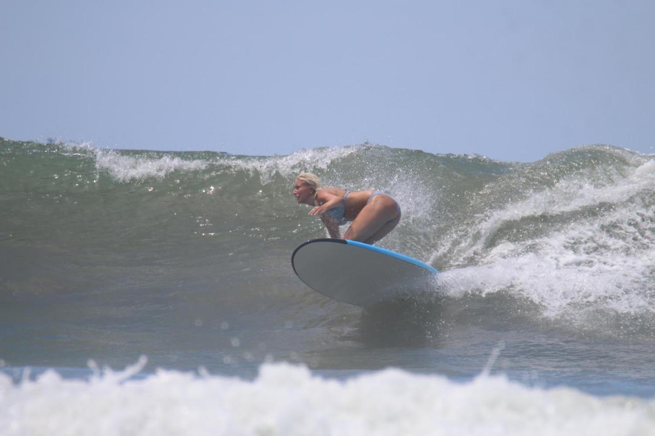 Cocobolo Surf Hotel & School Playa Santa Teresa (Puntarenas) Exterior photo