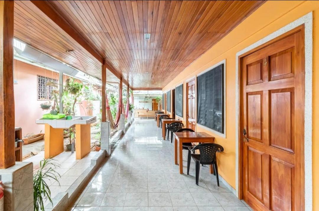 Cocobolo Surf Hotel & School Playa Santa Teresa (Puntarenas) Exterior photo